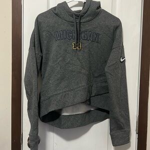 Women’s Nike cropped Michigan hoodie